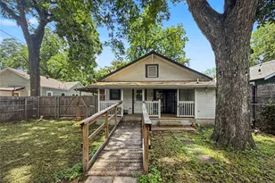 2506 E Cesar Chavez St, Austin, TX 78702 - Photo 21