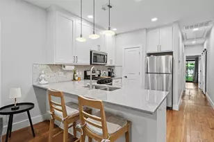 2506 E Cesar Chavez St, Austin, TX 78702 - Photo 5