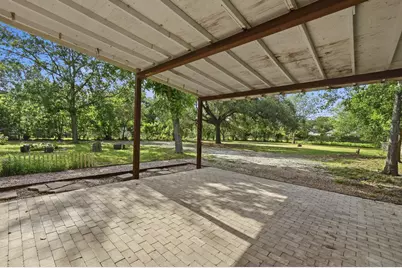 820 Bois D'Arc Street, Lockhart, TX 78644 - Photo 19