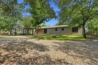 820 Bois D'Arc Street, Lockhart, TX 78644 - Photo 21