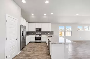 136 Thunder Oak St, San Marcos, TX 78666 - Photo 7
