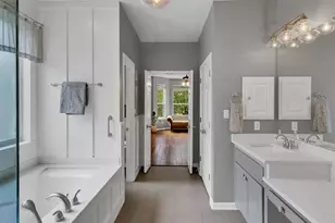 5721 Medicine Creek Dr, Austin, TX 78735 - Photo 13