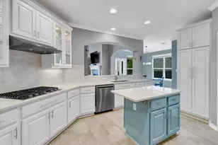 5721 Medicine Creek Dr, Austin, TX 78735 - Photo 5