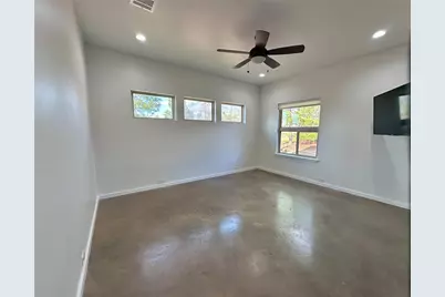 137 Mulberry Lane, Bastrop, TX 78602 - Photo 33