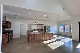 137 Mulberry Ln, Bastrop, TX 78602 - Photo 11