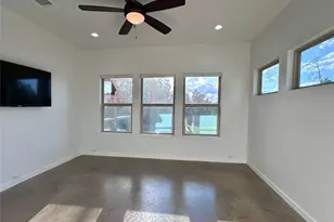 137 Mulberry Ln, Bastrop, TX 78602 - Photo 37