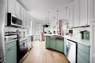 102 Hurst Creek Rd, Lakeway, TX 78734 - Photo 9