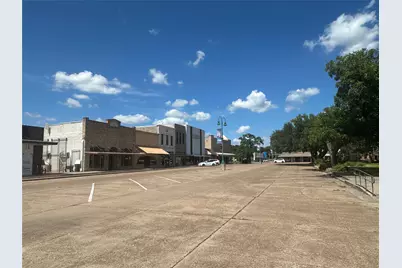 240 W Colorado Street, La Grange, TX 78945 - Photo 5