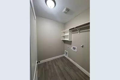 109 Mokulua Lane, Bastrop, TX 78602 - Photo 5