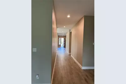 109 Mokulua Lane, Bastrop, TX 78602 - Photo 9