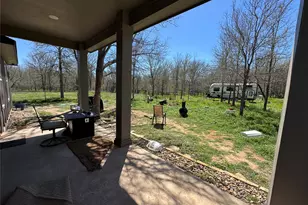 109 Mokulua Ln, Bastrop, TX 78602 - Photo 7