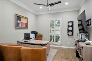 12921 Bloomfield Hills Ln, Austin, TX 78732 - Photo 9