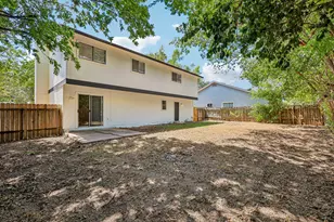 2006 Lear Ln, Austin, TX 78745 - Photo 33