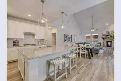 8107 Prairie Rye Drive, Lago Vista, TX 78645 - Photo 3