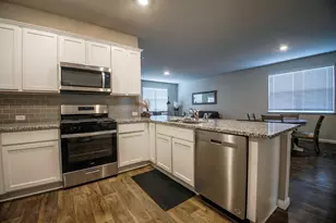 102 Rainmaker Cv, Bastrop, TX 78602 - Photo 5