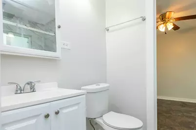 1013 E 10th Street, Austin, TX 78702 - Photo 11