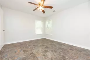 1013 E 10th St, Austin, TX 78702 - Photo 9