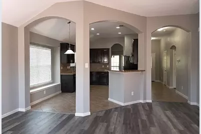 7703 Redstone Manor, Converse, TX 78109 - Photo 3