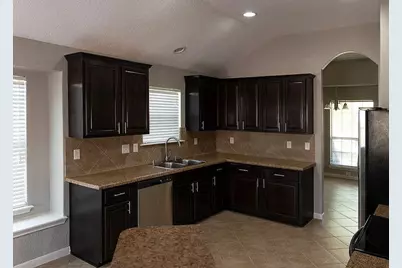 7703 Redstone Manor, Converse, TX 78109 - Photo 5