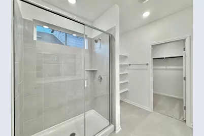 611 Emory Crossing Boulevard, Hutto, TX 78634 - Photo 17