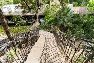 1937 Rue de Saint Tropez, Austin, TX 78746 - Photo 23