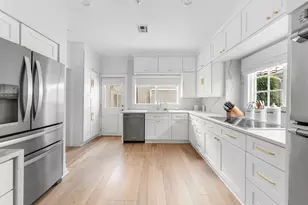 1937 Rue de Saint Tropez, Austin, TX 78746 - Photo 5