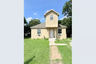 404 S Love Avenue, Florence, TX 76527 - Photo 1