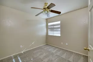 13613 Lyndon B Johnson St, Manor, TX 78653 - Photo 9