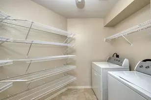 13613 Lyndon B Johnson St, Manor, TX 78653 - Photo 11