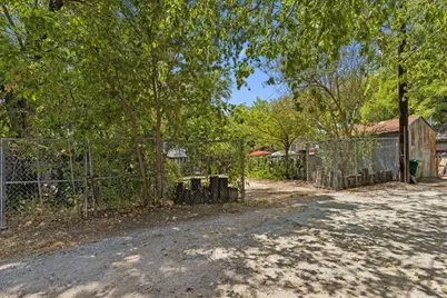 1204 Taylor Street, Austin, TX 78702 - Photo 7