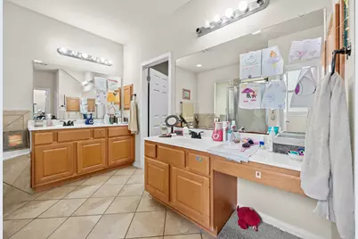 12724 Rush Creek Lane, Austin, TX 78732 - Photo 19