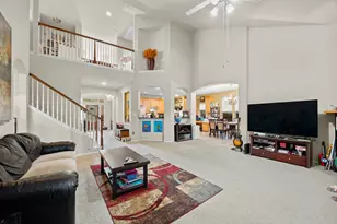 12724 Rush Creek Ln, Austin, TX 78732 - Photo 7