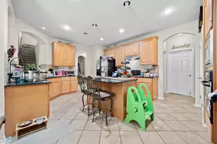 12724 Rush Creek Ln, Austin, TX 78732 - Photo 11