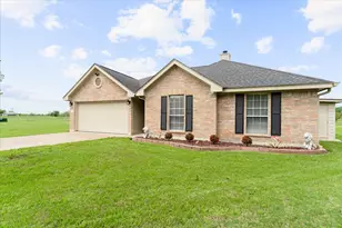 125 Fairway Ct, Bastrop, TX 78602 - Photo 5