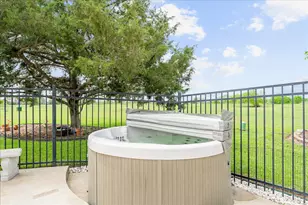 125 Fairway Ct, Bastrop, TX 78602 - Photo 33