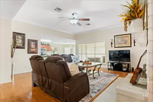 125 Fairway Ct, Bastrop, TX 78602 - Photo 13