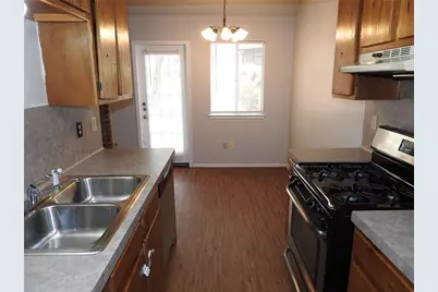 4500 Dorsett Oaks Circle, Austin, TX 78727 - Photo 7