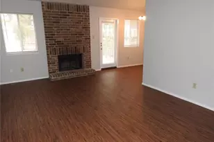 4500 Dorsett Oaks Cir, Austin, TX 78727 - Photo 3