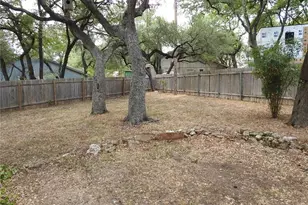 4500 Dorsett Oaks Cir, Austin, TX 78727 - Photo 13