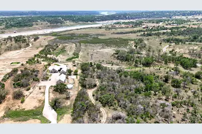 29 Chimney Cove Drive, Marble Falls, TX 78654 - Photo 11