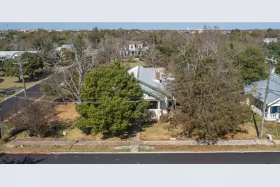 110 W Pecan Street, Hutto, TX 78634 - Photo 35