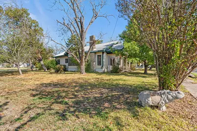 110 W Pecan Street, Hutto, TX 78634 - Photo 3