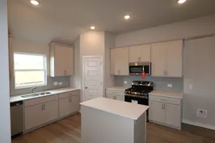 4617 Lava Is Dr, Austin, TX 78747 - Photo 5