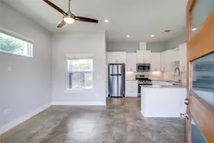 6303 Santos St, Austin, TX 78741 - Photo 5