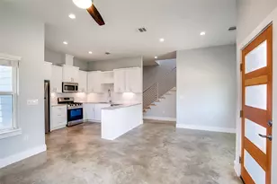 6303 Santos St, Austin, TX 78741 - Photo 9