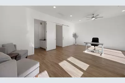 4901 Springdale Road #106, Austin, TX 78723 - Photo 5