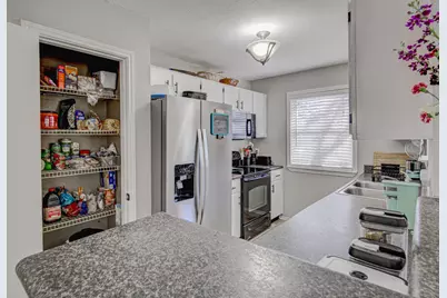 417 Fantail Loop #B, Lakeway, TX 78734 - Photo 11