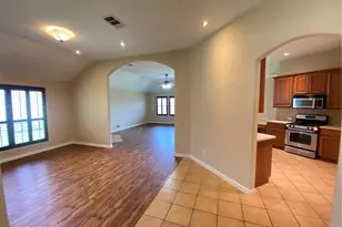 1013 Kensington Castle Trl, Pflugerville, TX 78660 - Photo 5