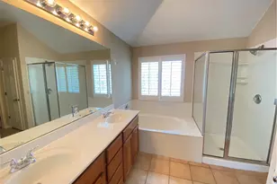 1013 Kensington Castle Trl, Pflugerville, TX 78660 - Photo 17