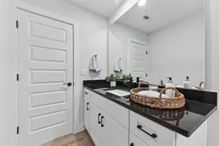 9304 Felix Sparke Dr, Austin, TX 78744 - Photo 17